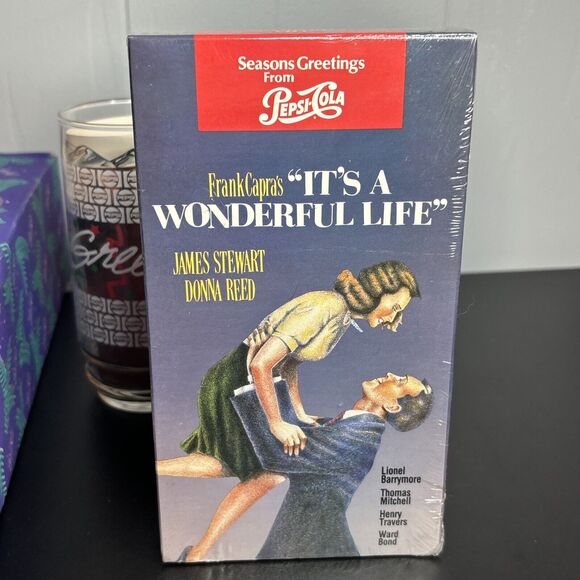 Vintage 1992 PEPSI "It's A Wonderful Life" Boxed Gift Set VHS Tape & 2 Glasses - Picture 8 of 12